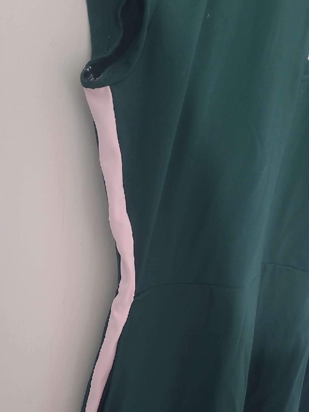 Addison Bay Green Golf Dress - Picture 4 of 7